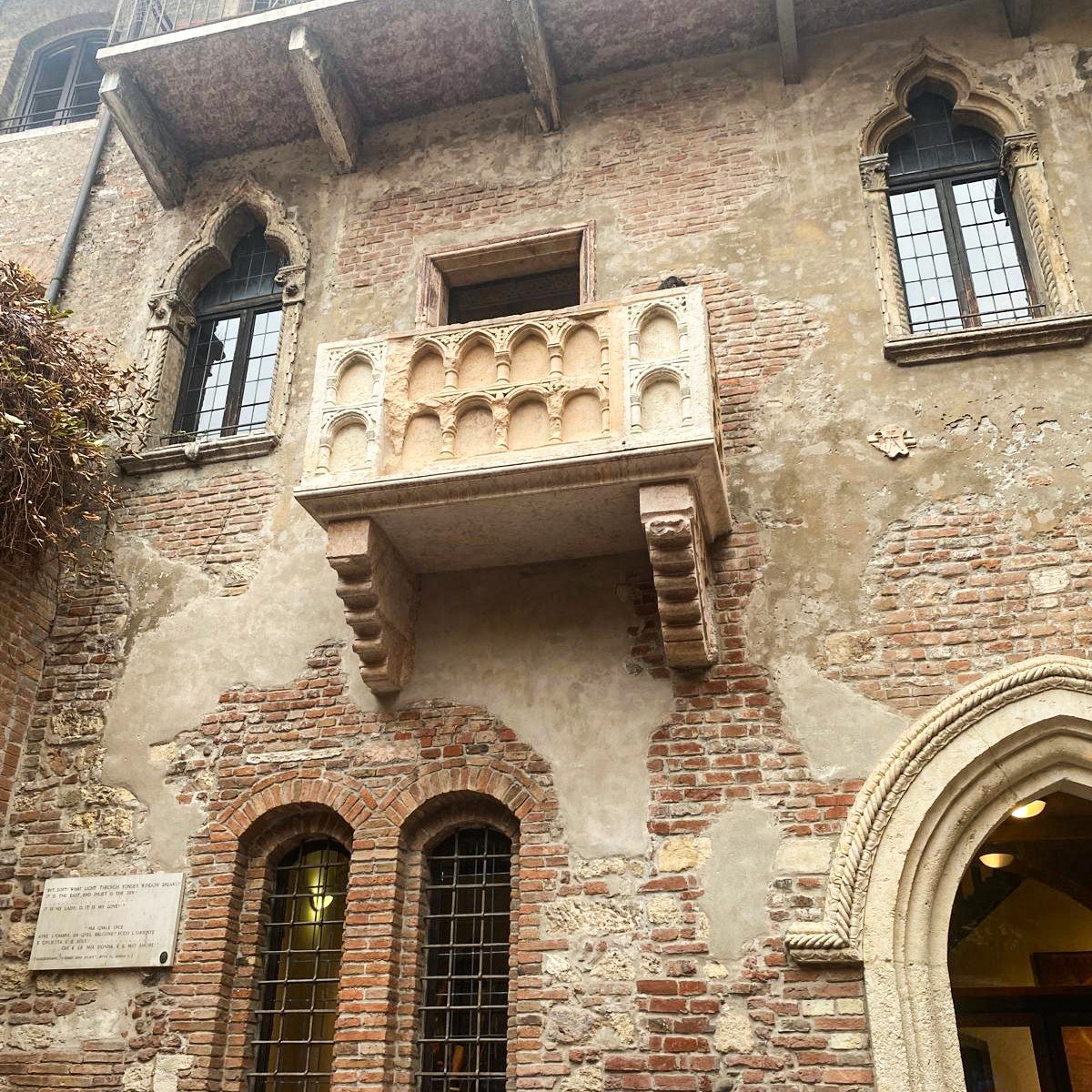 Italy 25