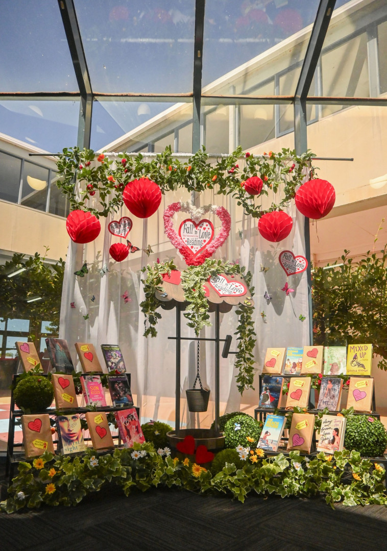 Valentine 6